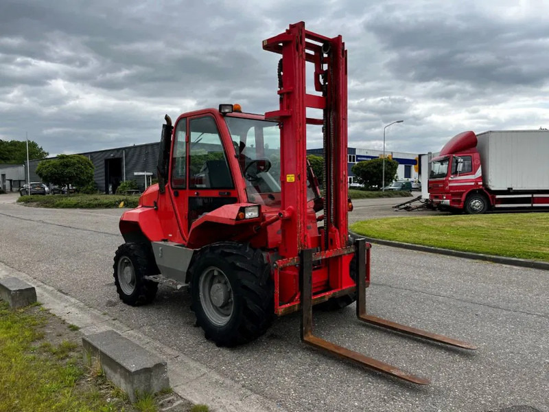 Manitou M30-4 4X4 - Terenski viljuškar: slika 4 Manitou M30-4 4X4 - Terenski viljuškar: slika 4