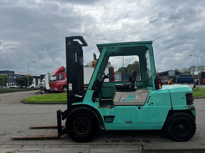 Mitsubishi FD45 - Dizel viljuškar: slika 3 Mitsubishi FD45 - Dizel viljuškar: slika 3
