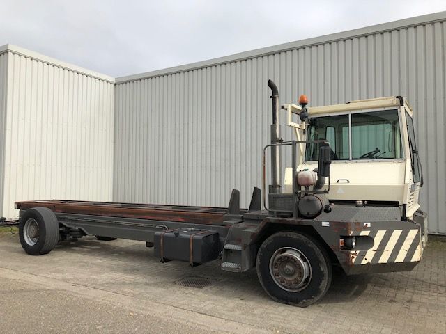 Terberg TT20 Body Carrier - Terminalni traktor: slika 1 Terberg TT20 Body Carrier - Terminalni traktor: slika 1