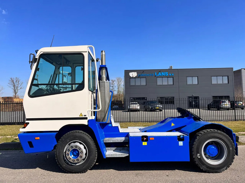 Terberg YT 222 - Terminalni traktor: slika 2 Terberg YT 222 - Terminalni traktor: slika 2