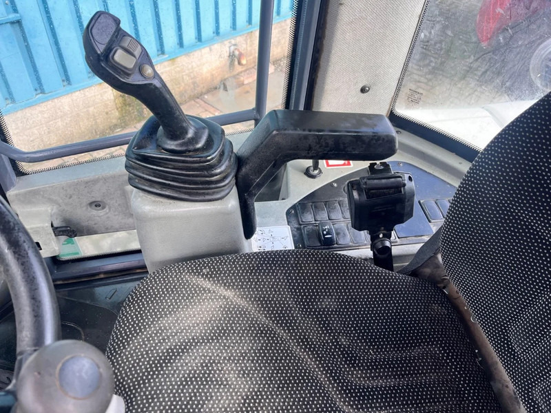 Utovarivač točkaš Terex TL80: slika 8