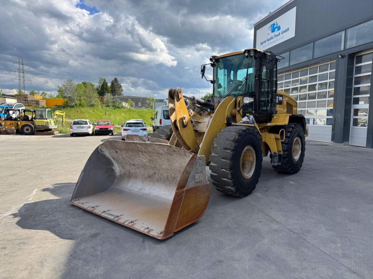 CATERPILLAR 926M - Utovarivač točkaš: slika 1 CATERPILLAR 926M - Utovarivač točkaš: slika 1