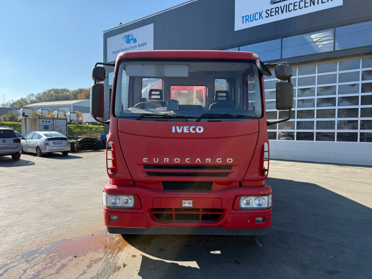 IVECO 180E28 4x2 Milchtank - Kamion cisterna: slika 2 IVECO 180E28 4x2 Milchtank - Kamion cisterna: slika 2