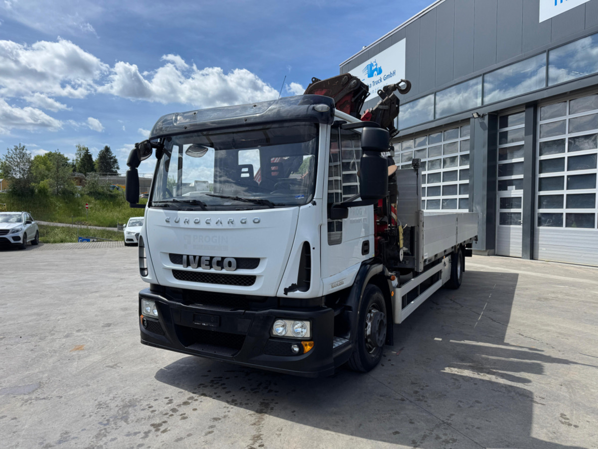 IVECO Eurocargo 160E28 Fassi 135-4 - Kamion sa dizalicom: slika 1 IVECO Eurocargo 160E28 Fassi 135-4 - Kamion sa dizalicom: slika 1