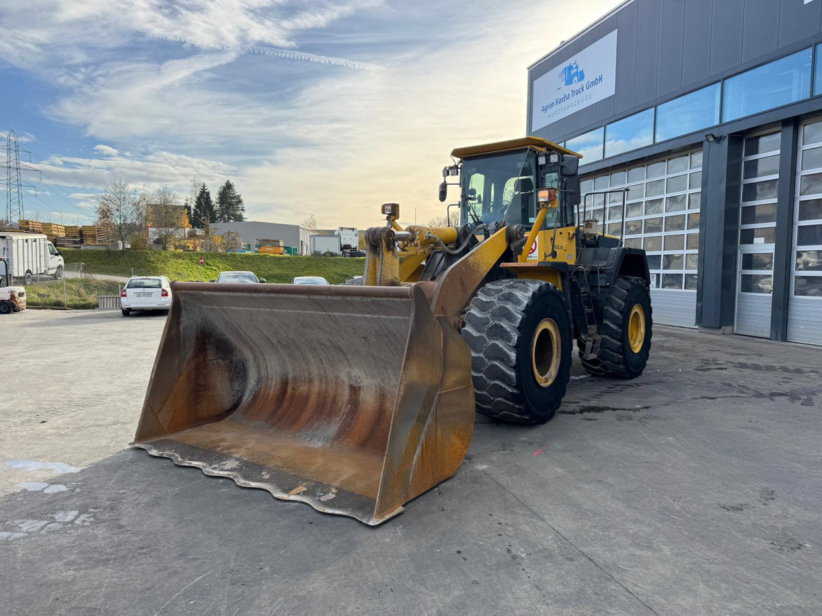 KOMATSU WA480-6 - Utovarivač točkaš: slika 1 KOMATSU WA480-6 - Utovarivač točkaš: slika 1