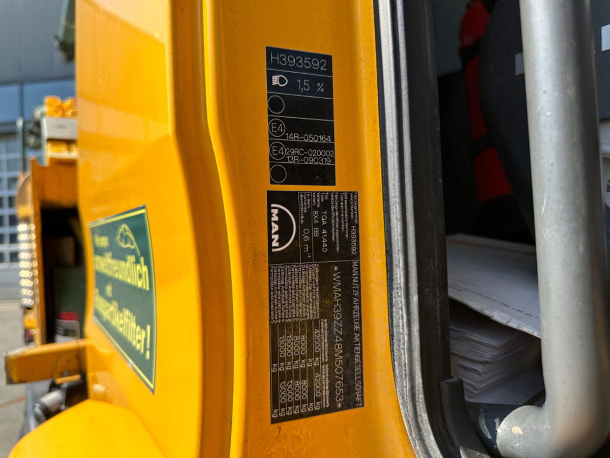 MAN TGA 41.440 8x4 Hallenpumpe 31M-5 - Auto pumpa za beton: slika 5 MAN TGA 41.440 8x4 Hallenpumpe 31M-5 - Auto pumpa za beton: slika 5