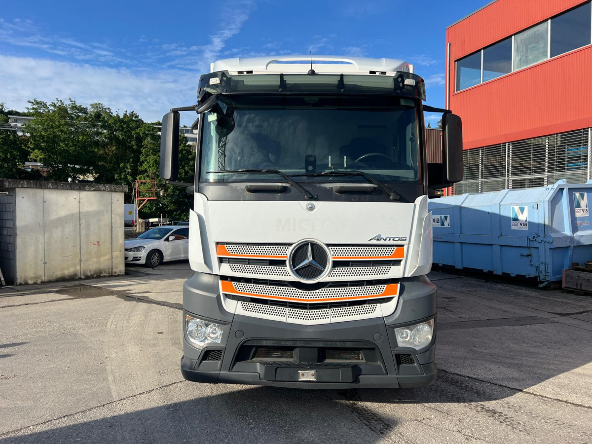 MERCEDES 4x Antos 1843 4x2 Kühler - Hladnjača: slika 2 MERCEDES 4x Antos 1843 4x2 Kühler - Hladnjača: slika 2