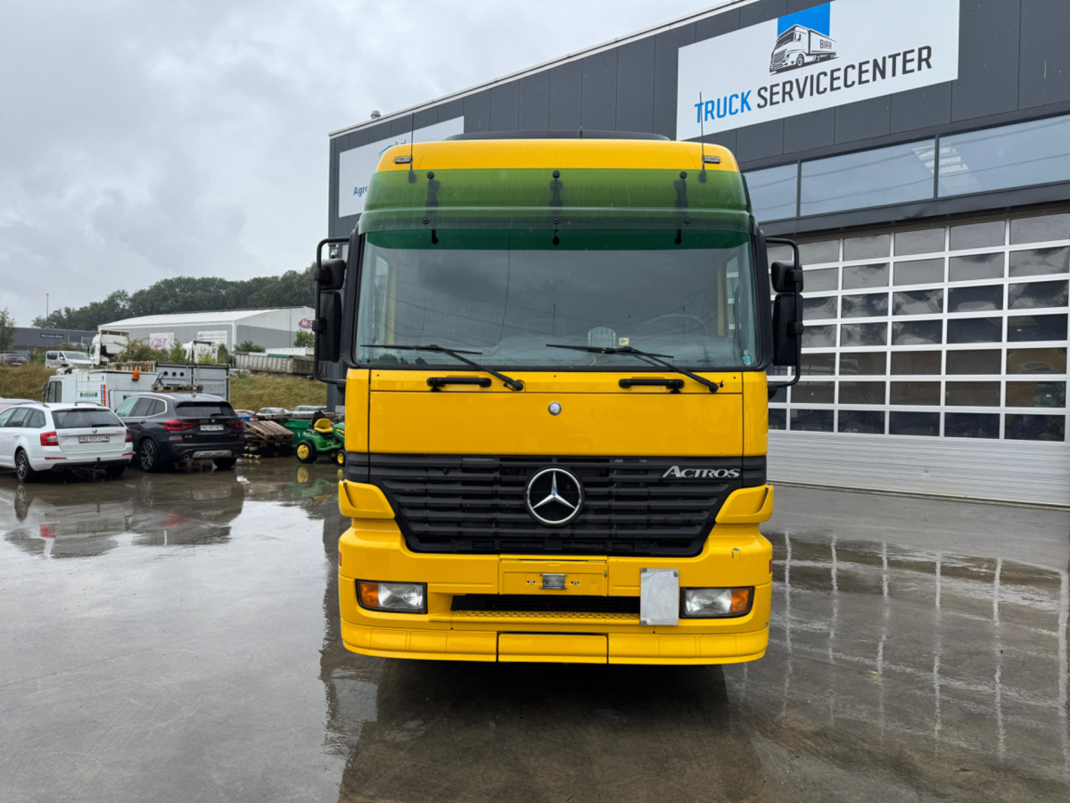 MERCEDES Actros 1835 4x2 - Kamion sa ceradom: slika 2 MERCEDES Actros 1835 4x2 - Kamion sa ceradom: slika 2