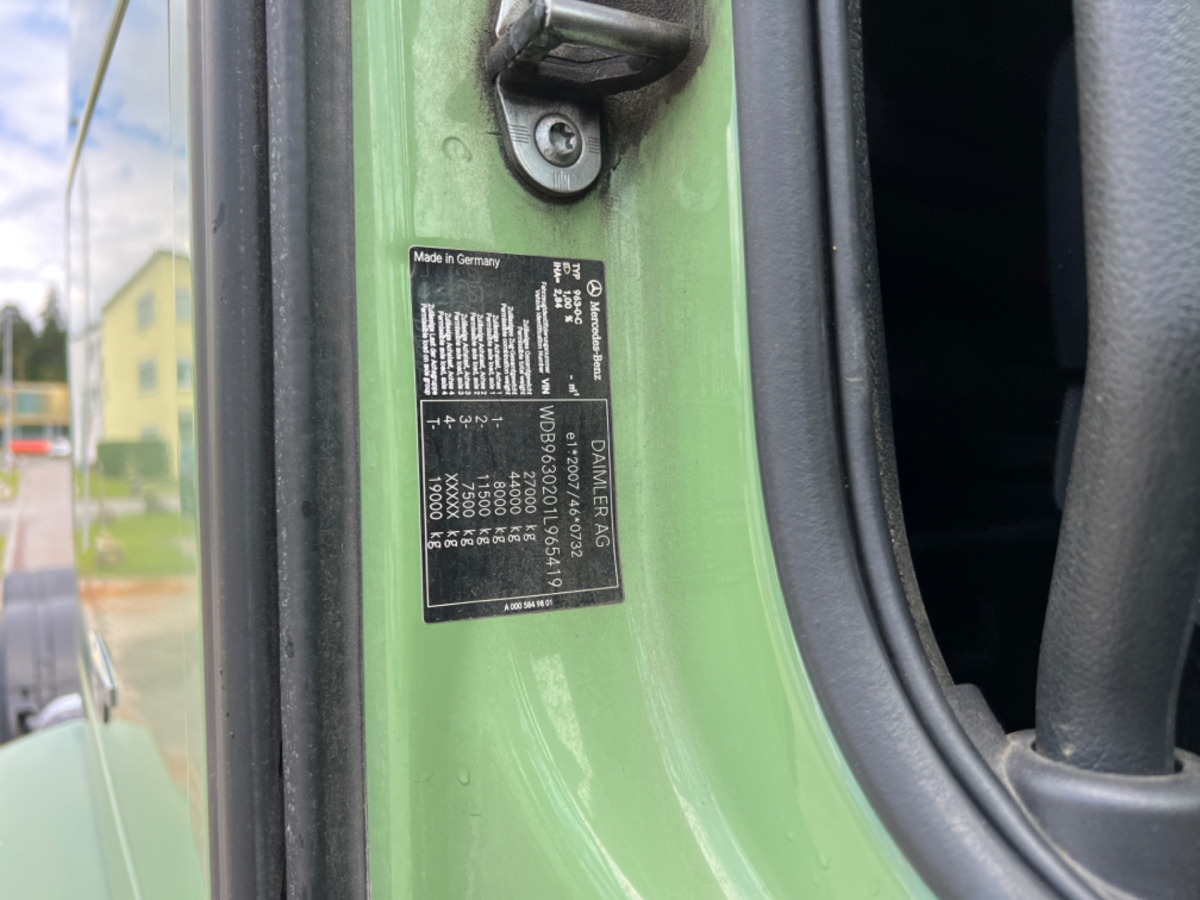 MERCEDES Actros 2543 6x2 - Kamion sa golom šasijom i zatvorenom kabinom: slika 5 MERCEDES Actros 2543 6x2 - Kamion sa golom šasijom i zatvorenom kabinom: slika 5
