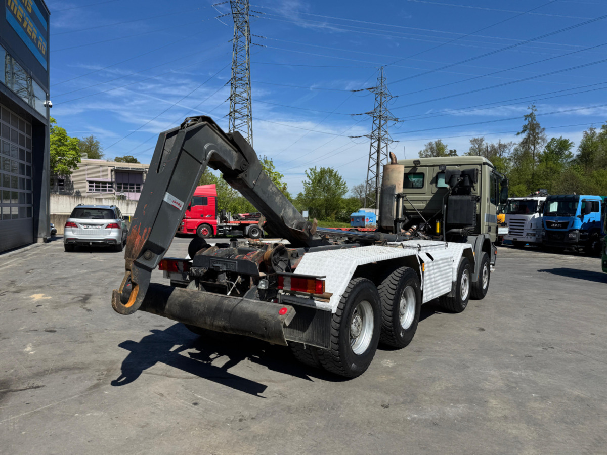 MERCEDES Actros 3244 8x4 Hiab 26T AHK - Kamion sa hidrauličnom kukom: slika 5 MERCEDES Actros 3244 8x4 Hiab 26T AHK - Kamion sa hidrauličnom kukom: slika 5