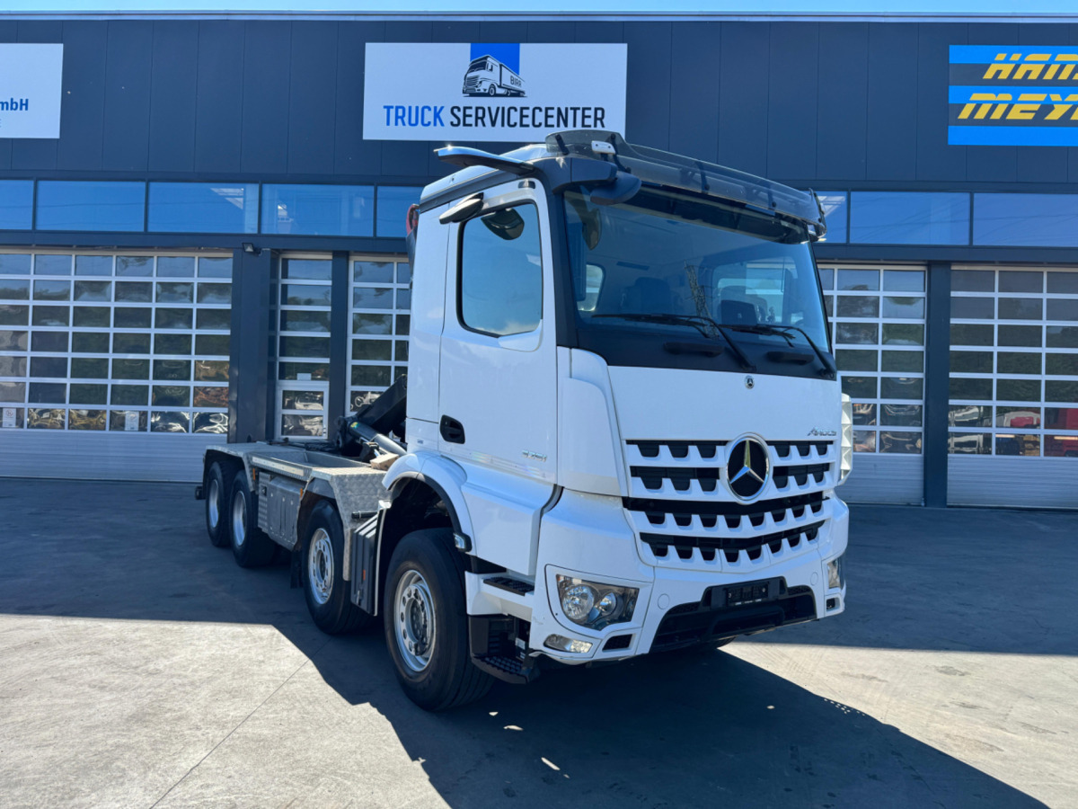 MERCEDES Arocs 3251 8x4 - Kamion sa hidrauličnom kukom: slika 3 MERCEDES Arocs 3251 8x4 - Kamion sa hidrauličnom kukom: slika 3