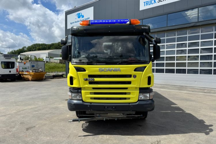 Scania P320 4x2 Valmetal Kehrmaschine - Autočistilica: slika 2 Scania P320 4x2 Valmetal Kehrmaschine - Autočistilica: slika 2