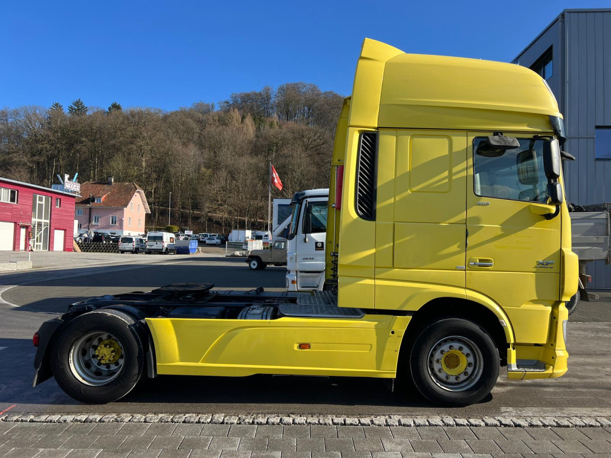 DAF XF510 4x2 - Tegljač: slika 4 DAF XF510 4x2 - Tegljač: slika 4