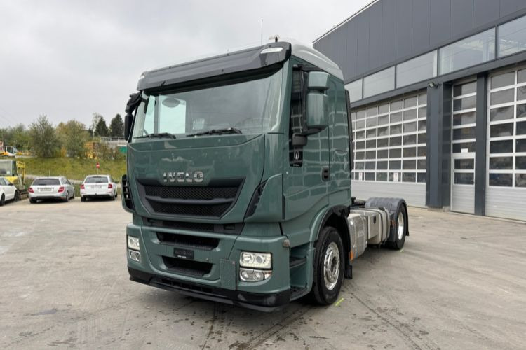 Iveco 480 4x2 Hydraulik & Kompressor - Tegljač: slika 1 Iveco 480 4x2 Hydraulik & Kompressor - Tegljač: slika 1