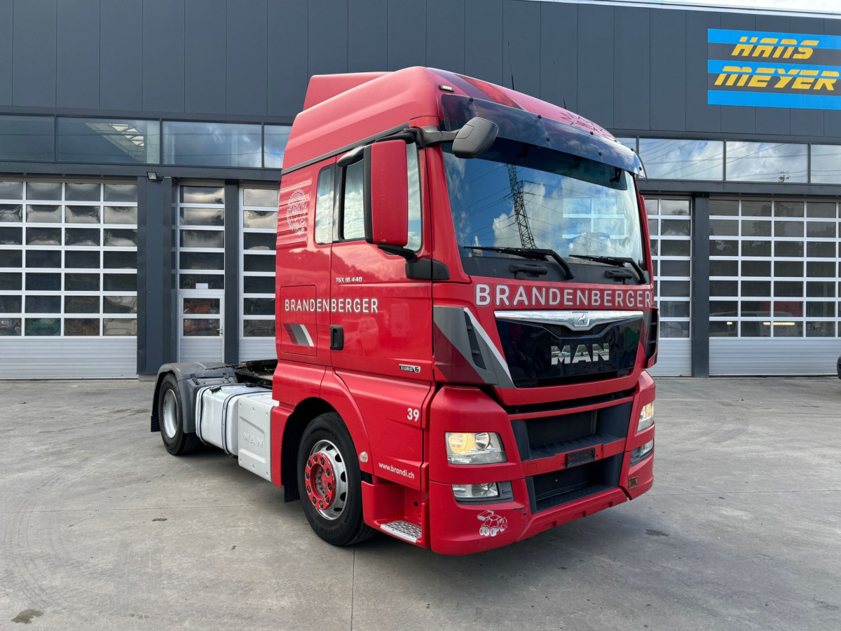 MAN TGX 18.440 4x2 XL C0703 - Tegljač: slika 3 MAN TGX 18.440 4x2 XL C0703 - Tegljač: slika 3