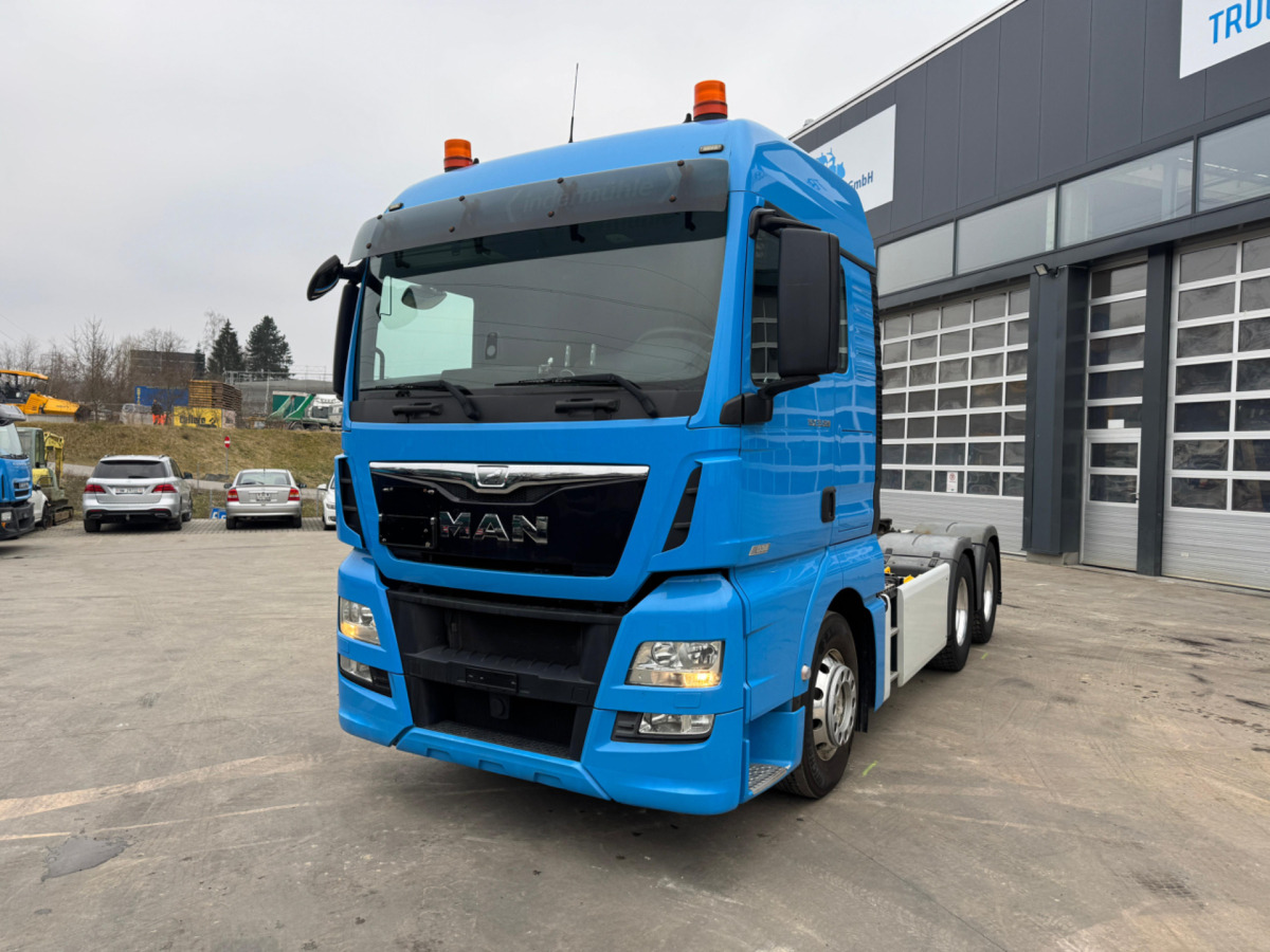 MAN TGX 33.520 6x4 - Tegljač: slika 1 MAN TGX 33.520 6x4 - Tegljač: slika 1