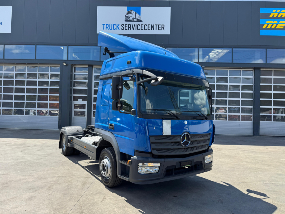 MERCEDES Atego 1330 4x2 - Tegljač: slika 3 MERCEDES Atego 1330 4x2 - Tegljač: slika 3