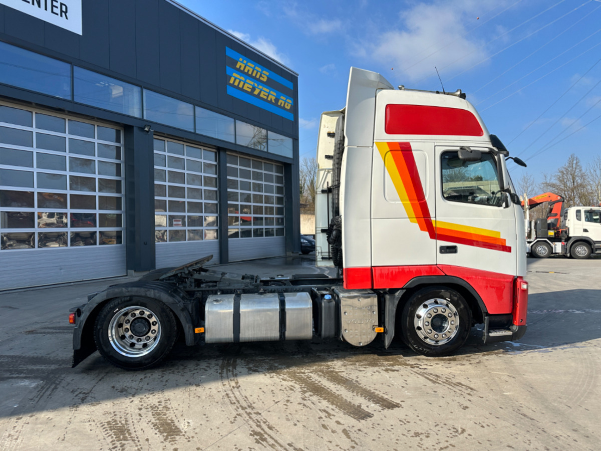 VOLVO FH-420 4x2 Lowdeck - Tegljač: slika 5 VOLVO FH-420 4x2 Lowdeck - Tegljač: slika 5