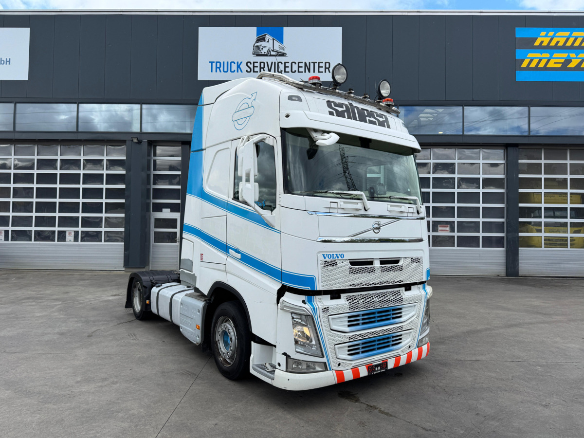 VOLVO FH-460 4x2 Mega Verstellbare Sattelkupplung - Tegljač: slika 3 VOLVO FH-460 4x2 Mega Verstellbare Sattelkupplung - Tegljač: slika 3