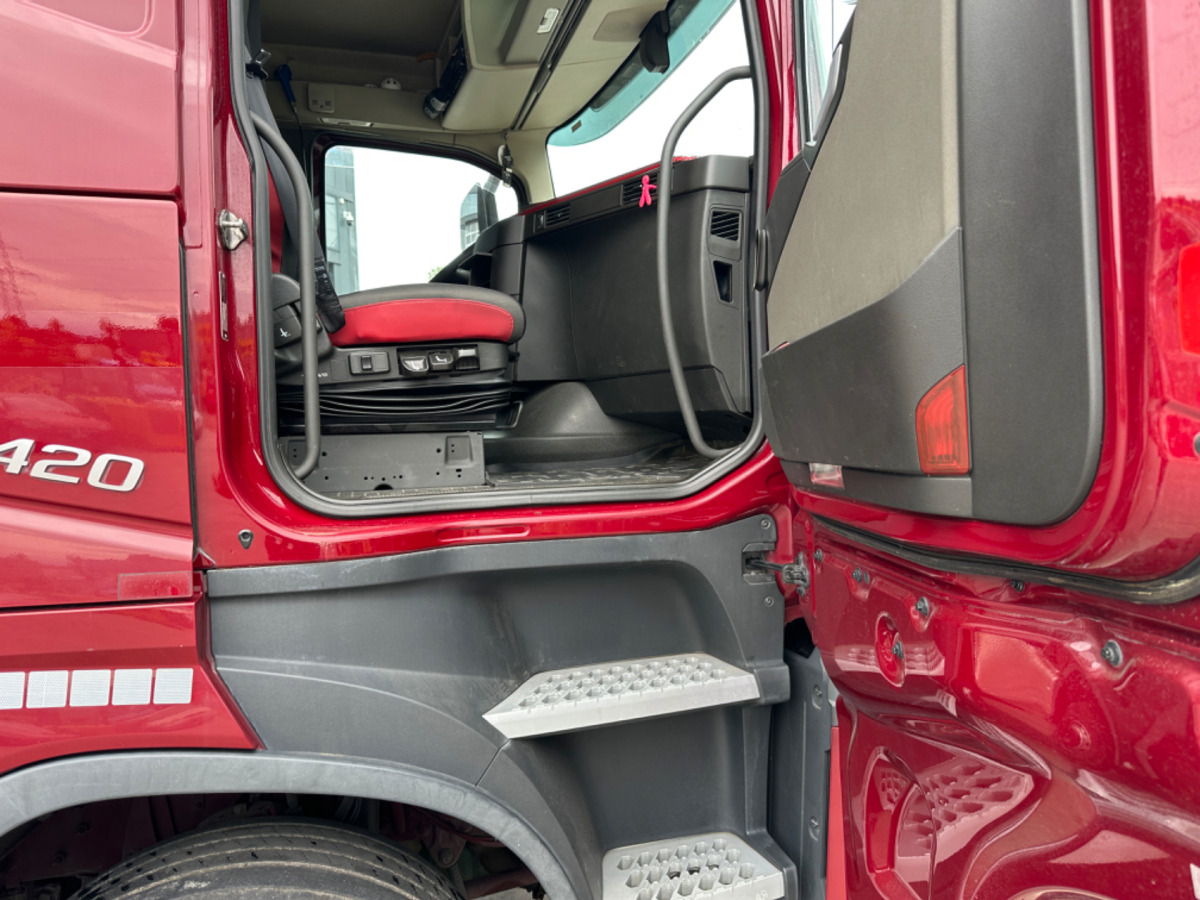 VOLVO FH-420 4x2 LBW - Kamion sa ceradom: slika 5 VOLVO FH-420 4x2 LBW - Kamion sa ceradom: slika 5