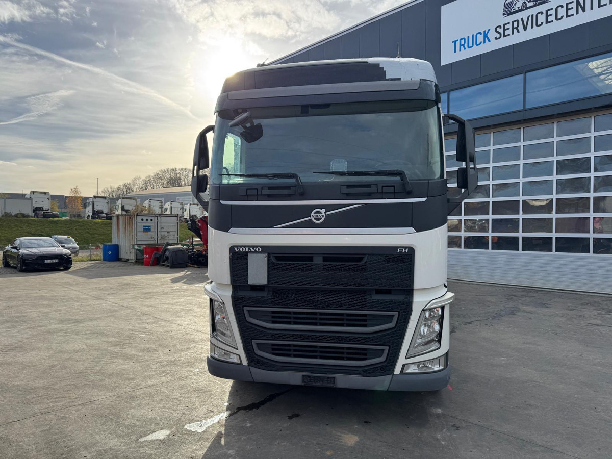 VOLVO FH-460 6x2 BDF - Kamion za prevoz kontejnera/ Kamion sa promenjivim sandukom: slika 2 VOLVO FH-460 6x2 BDF - Kamion za prevoz kontejnera/ Kamion sa promenjivim sandukom: slika 2