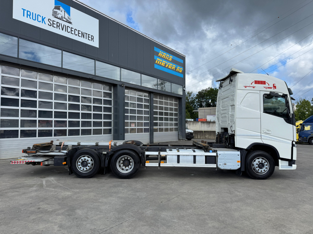 VOLVO FH-460 6x2 LBW - Kamion za prevoz kontejnera/ Kamion sa promenjivim sandukom: slika 4 VOLVO FH-460 6x2 LBW - Kamion za prevoz kontejnera/ Kamion sa promenjivim sandukom: slika 4