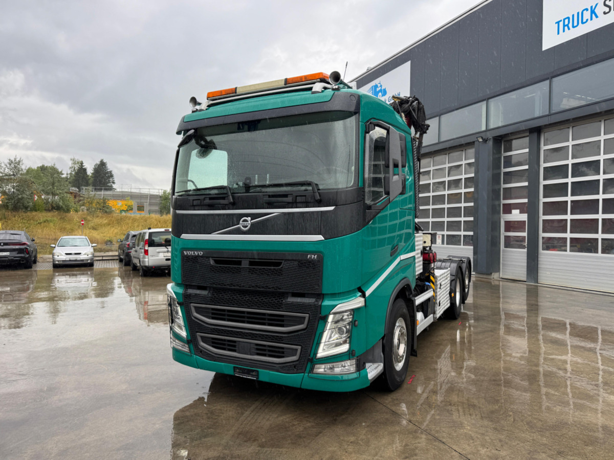 VOLVO FH-540 6x2 Tajfun L300Z - Šticar, Kamion sa dizalicom: slika 1 VOLVO FH-540 6x2 Tajfun L300Z - Šticar, Kamion sa dizalicom: slika 1
