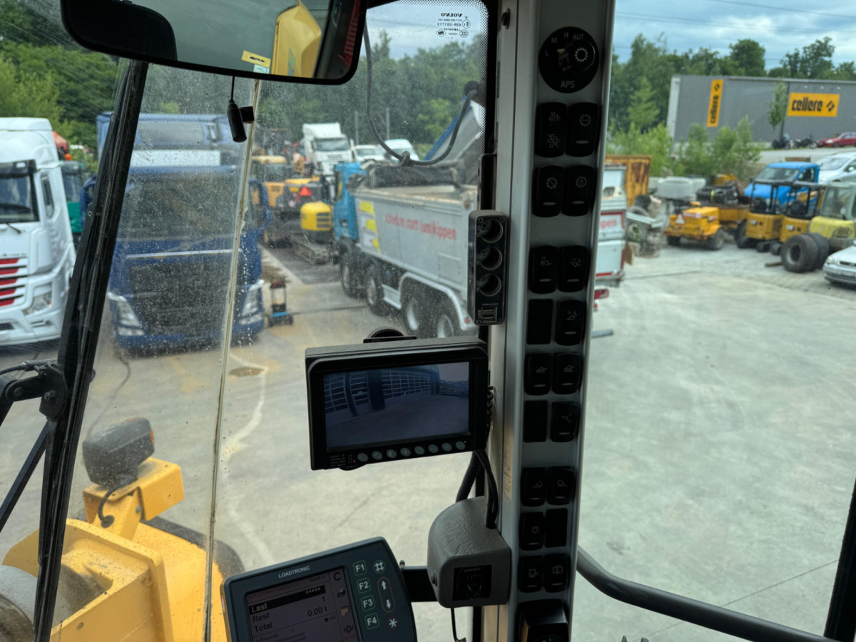 Utovarivač točkaš VOLVO L180G: slika 20 Utovarivač točkaš VOLVO L180G: slika 20