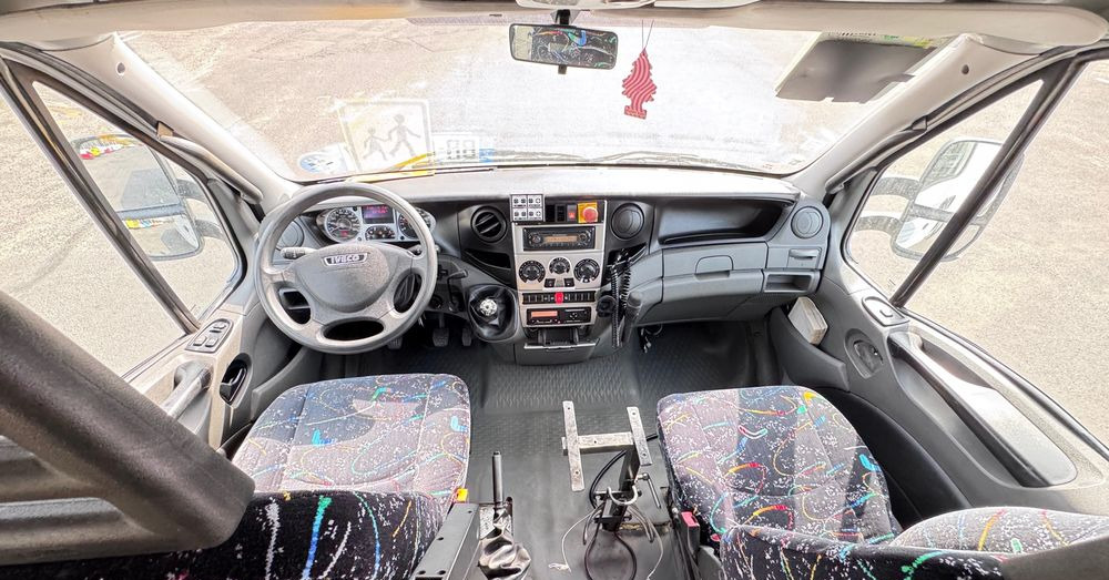 Minibus, Putnički kombi Irisbus Iveco / DURISOTTI / -28miejsc /euro5/ mała klima / winda / 114000 zł netto: slika 10