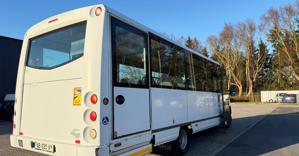 Iveco Aptineo / mała klima / 28 miejsc / winda / CENA: 67500 zł netto - Minibus, Putnički kombi: slika 3 Iveco Aptineo / mała klima / 28 miejsc / winda / CENA: 67500 zł netto - Minibus, Putnički kombi: slika 3