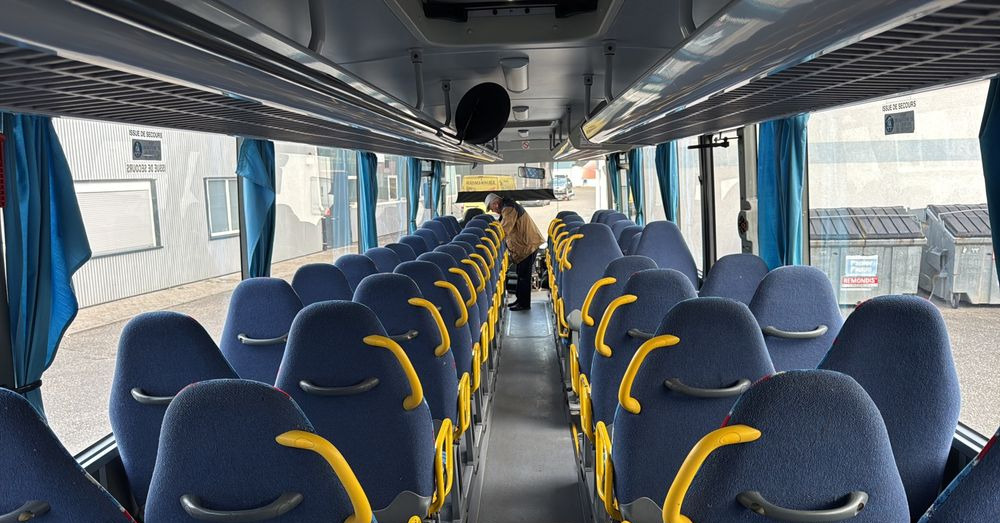 Prigradski autobus Mercedes-Benz Intouro / Euro 4/ Manual / 59 miejsc / mały przebieg / Cena: 87000 zł netto: slika 9