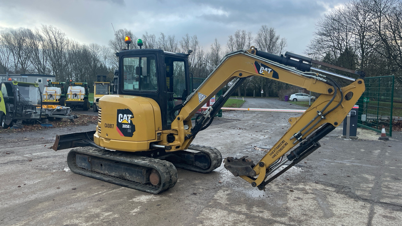 CATERPILLAR 305E2 - Mini bager: slika 2 CATERPILLAR 305E2 - Mini bager: slika 2