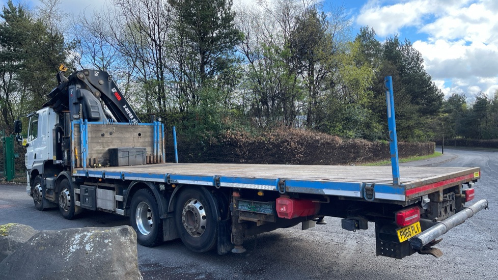 DAF CF 460 - Kamion sa tovarnim sandukom, Kamion sa dizalicom: slika 3 DAF CF 460 - Kamion sa tovarnim sandukom, Kamion sa dizalicom: slika 3