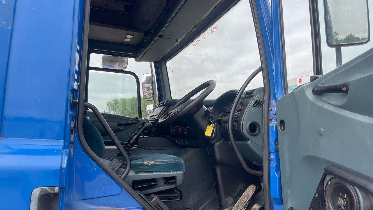 DAF CF 65.250 - Kamion sa zatvorenim sandukom: slika 5 DAF CF 65.250 - Kamion sa zatvorenim sandukom: slika 5
