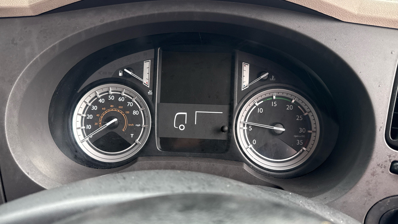 DAF LF 220 - Kamion sa zatvorenim sandukom: slika 5 DAF LF 220 - Kamion sa zatvorenim sandukom: slika 5