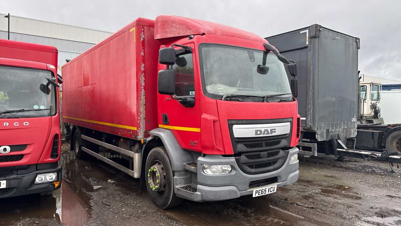 DAF LF 220 - Kamion sa zatvorenim sandukom: slika 1 DAF LF 220 - Kamion sa zatvorenim sandukom: slika 1