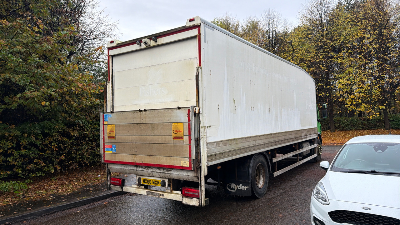 DAF LF 230 - Kamion sa zatvorenim sandukom: slika 4 DAF LF 230 - Kamion sa zatvorenim sandukom: slika 4