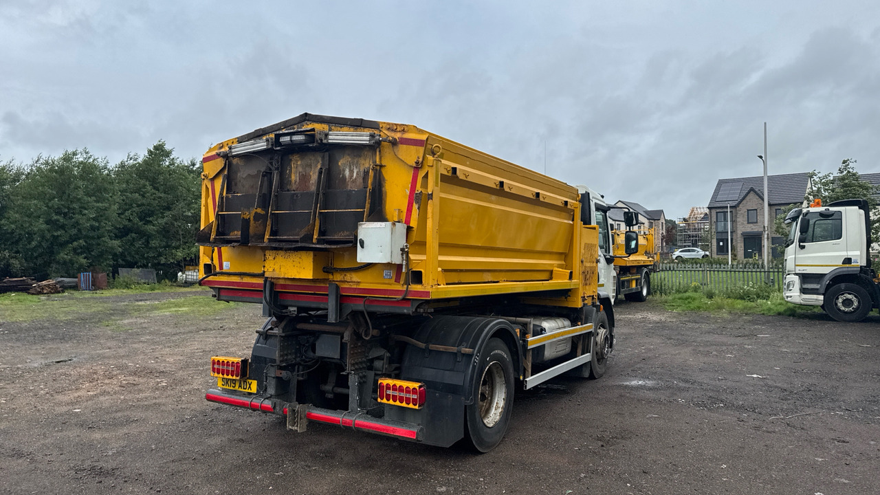 DAF LF 280 - Mašina za asfalt: slika 4 DAF LF 280 - Mašina za asfalt: slika 4