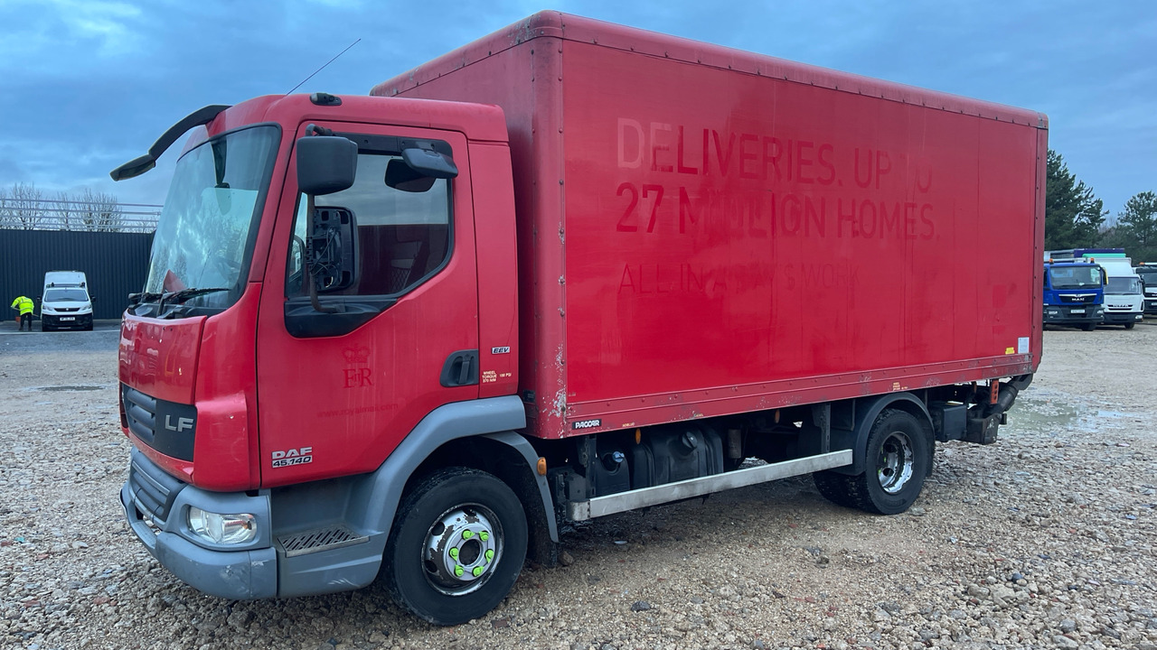 DAF LF 45.140 - Kamion sa zatvorenim sandukom: slika 2 DAF LF 45.140 - Kamion sa zatvorenim sandukom: slika 2