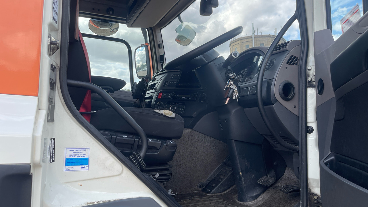 Daf CF 370 - Kamion sa zatvorenim sandukom: slika 5 Daf CF 370 - Kamion sa zatvorenim sandukom: slika 5