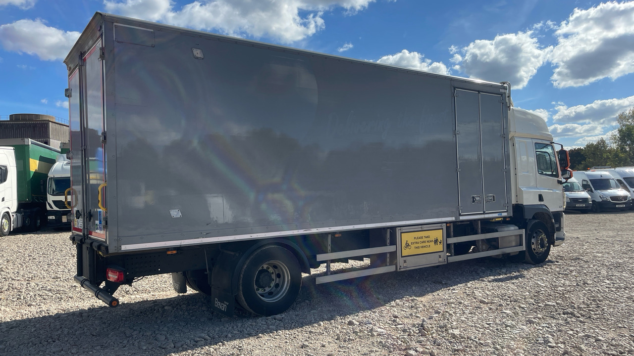 Daf CF 370 - Kamion sa zatvorenim sandukom: slika 4 Daf CF 370 - Kamion sa zatvorenim sandukom: slika 4