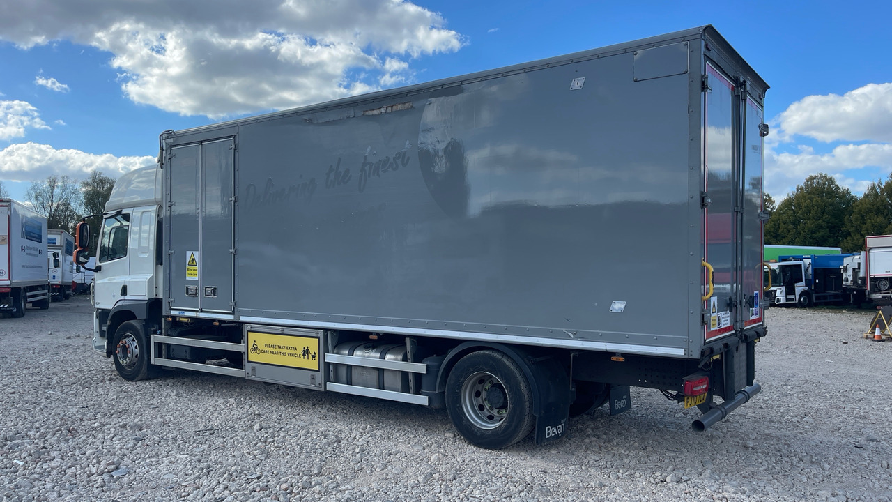 Daf CF 370 - Kamion sa zatvorenim sandukom: slika 3 Daf CF 370 - Kamion sa zatvorenim sandukom: slika 3