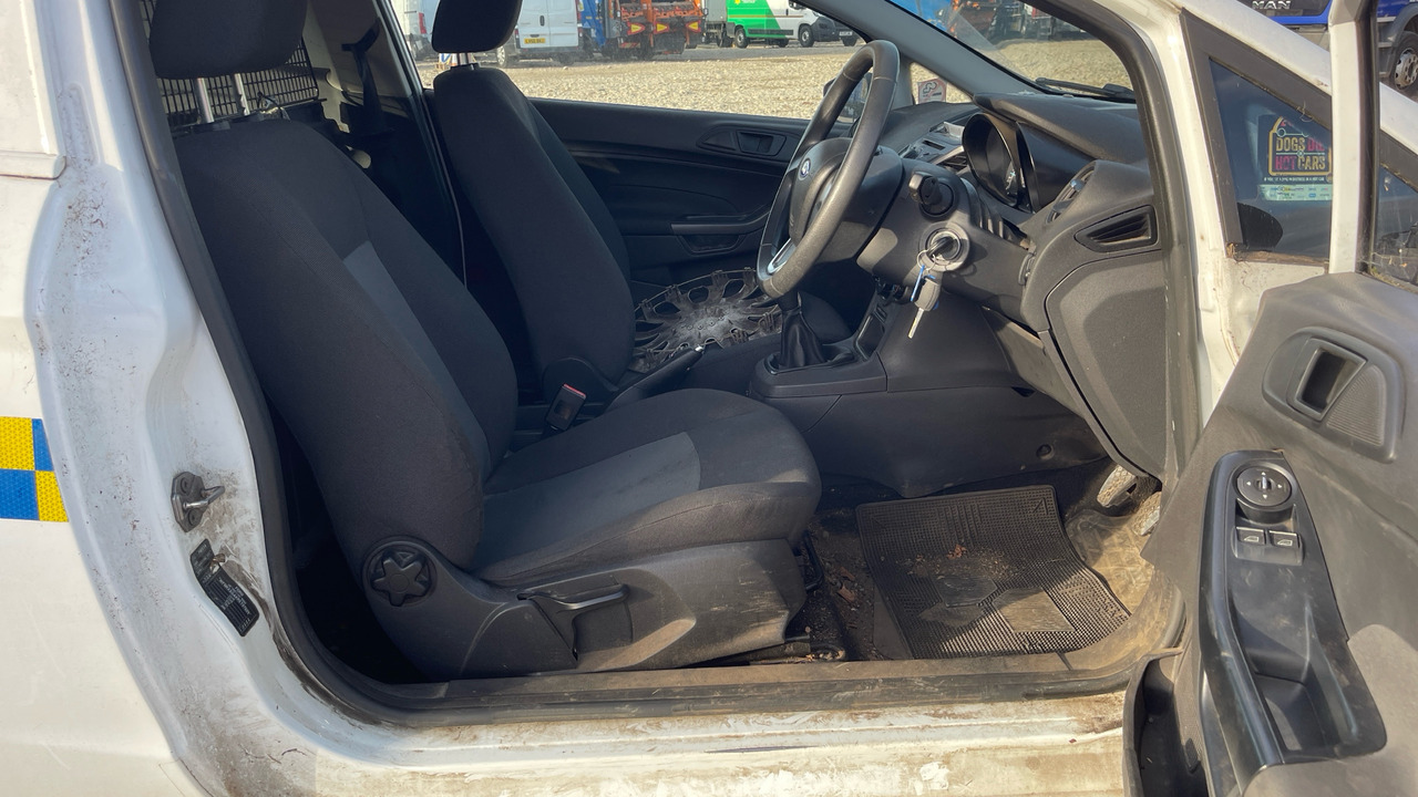 FORD FIESTA 1.5 TDCI - Automobil: slika 5 FORD FIESTA 1.5 TDCI - Automobil: slika 5