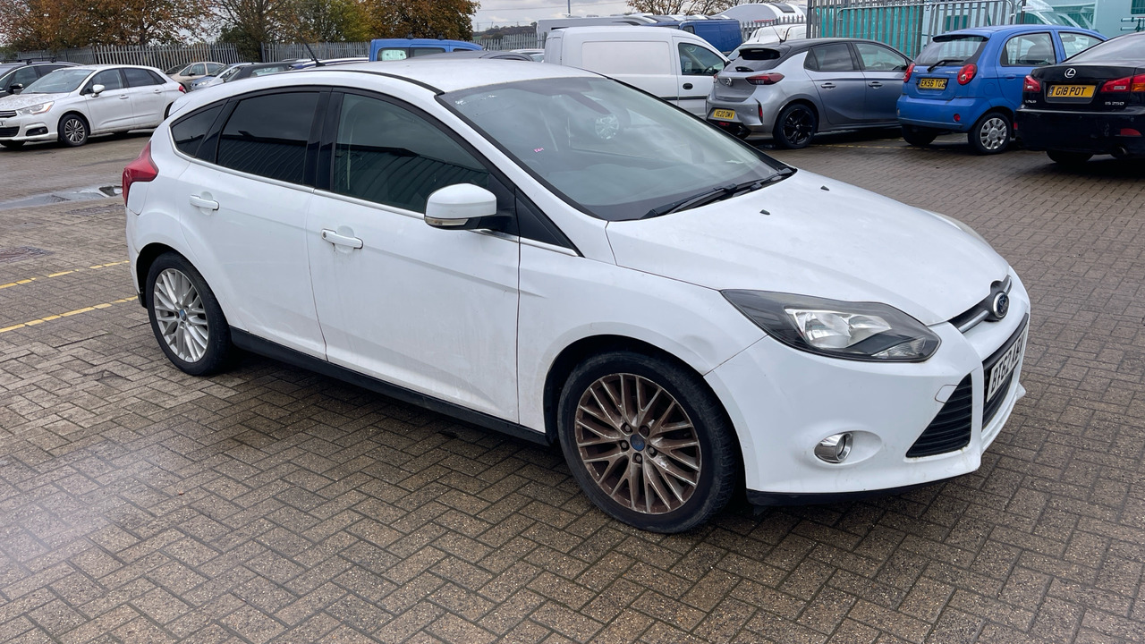 FORD FOCUS 1.0 ECO BOOST - Hečbek: slika 1 FORD FOCUS 1.0 ECO BOOST - Hečbek: slika 1