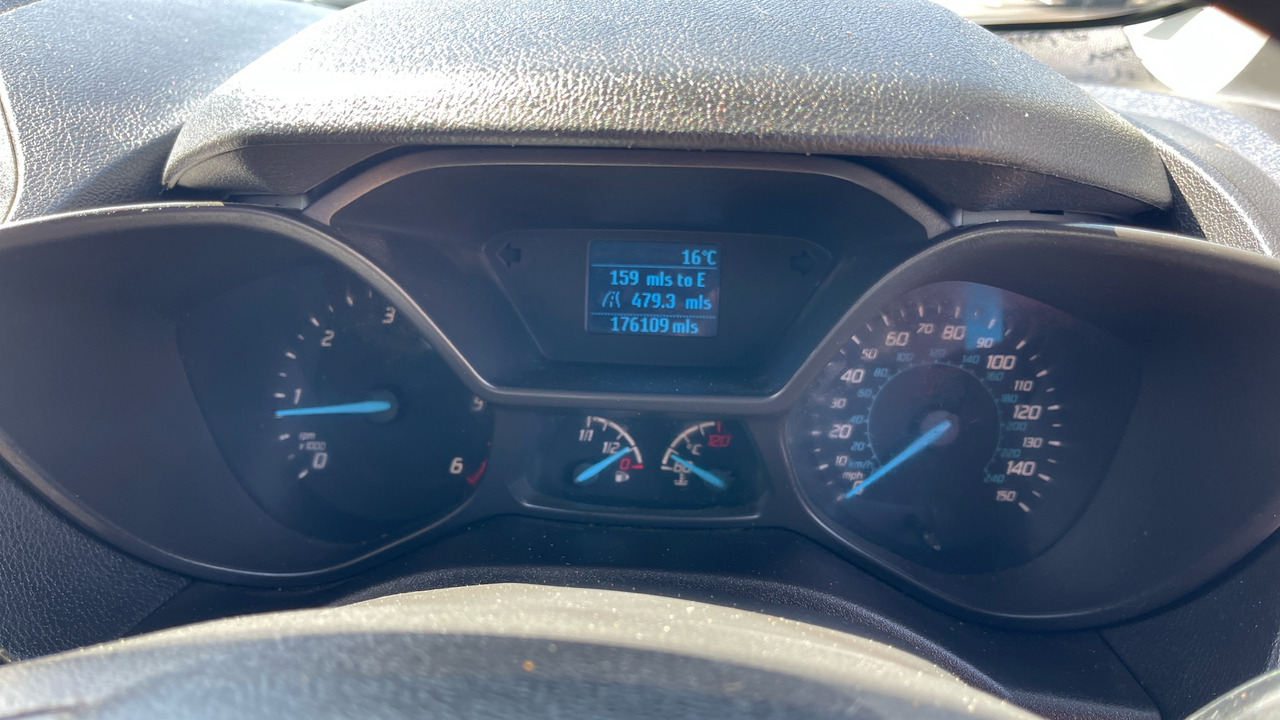 Mali kombi FORD TRANSIT CONNECT 220 1.5 TDCi 100PS: slika 6