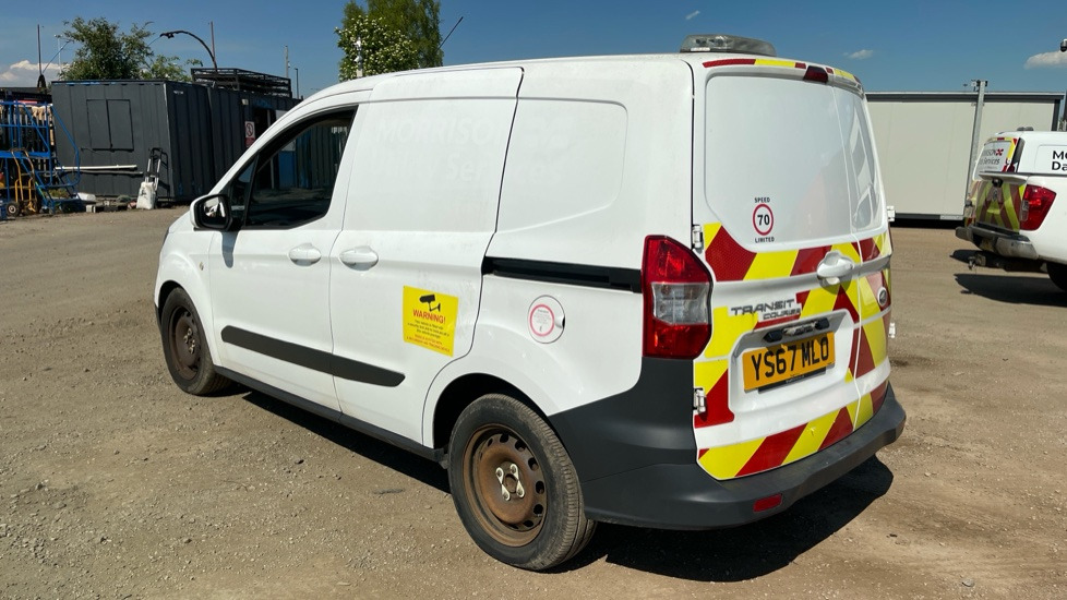 FORD TRANSIT COURIER 1.5 TDCI 95PS - Furgon: slika 3 FORD TRANSIT COURIER 1.5 TDCI 95PS - Furgon: slika 3