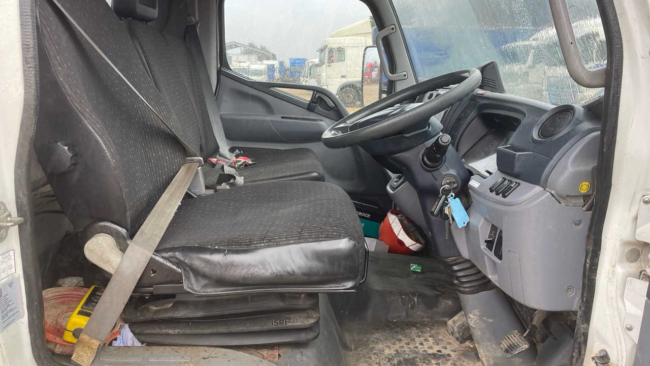 FUSO CANTER 7C15 - Istovarivač: slika 5 FUSO CANTER 7C15 - Istovarivač: slika 5