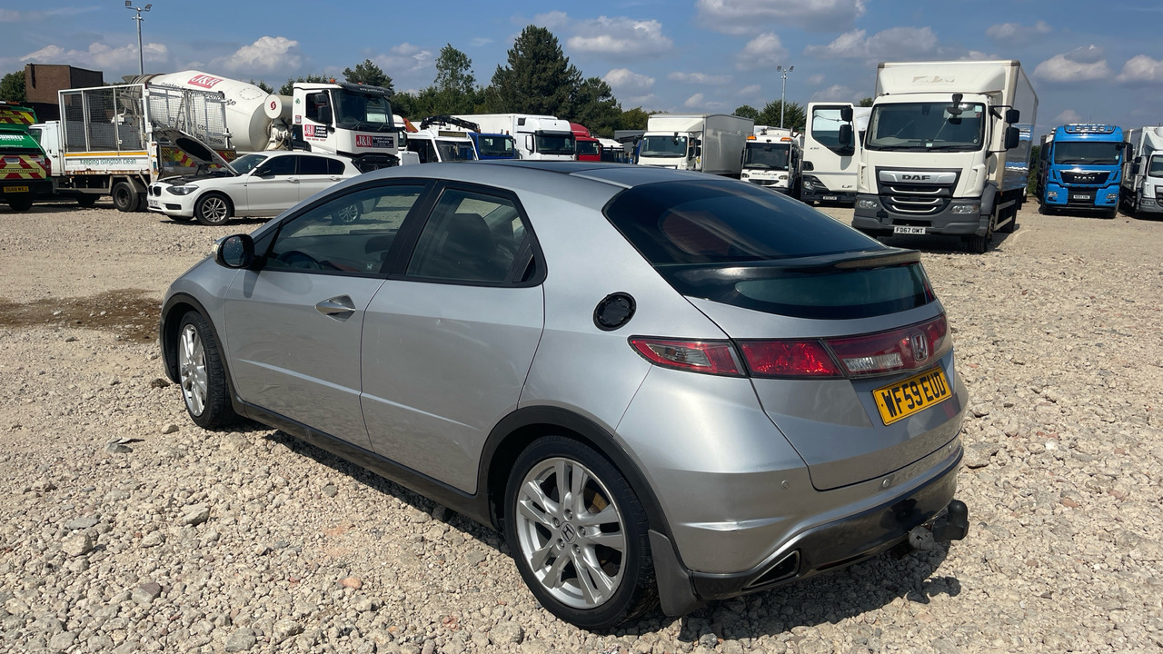 HONDA CIVIC 2.2 I-CTDI - Hečbek: slika 3 HONDA CIVIC 2.2 I-CTDI - Hečbek: slika 3