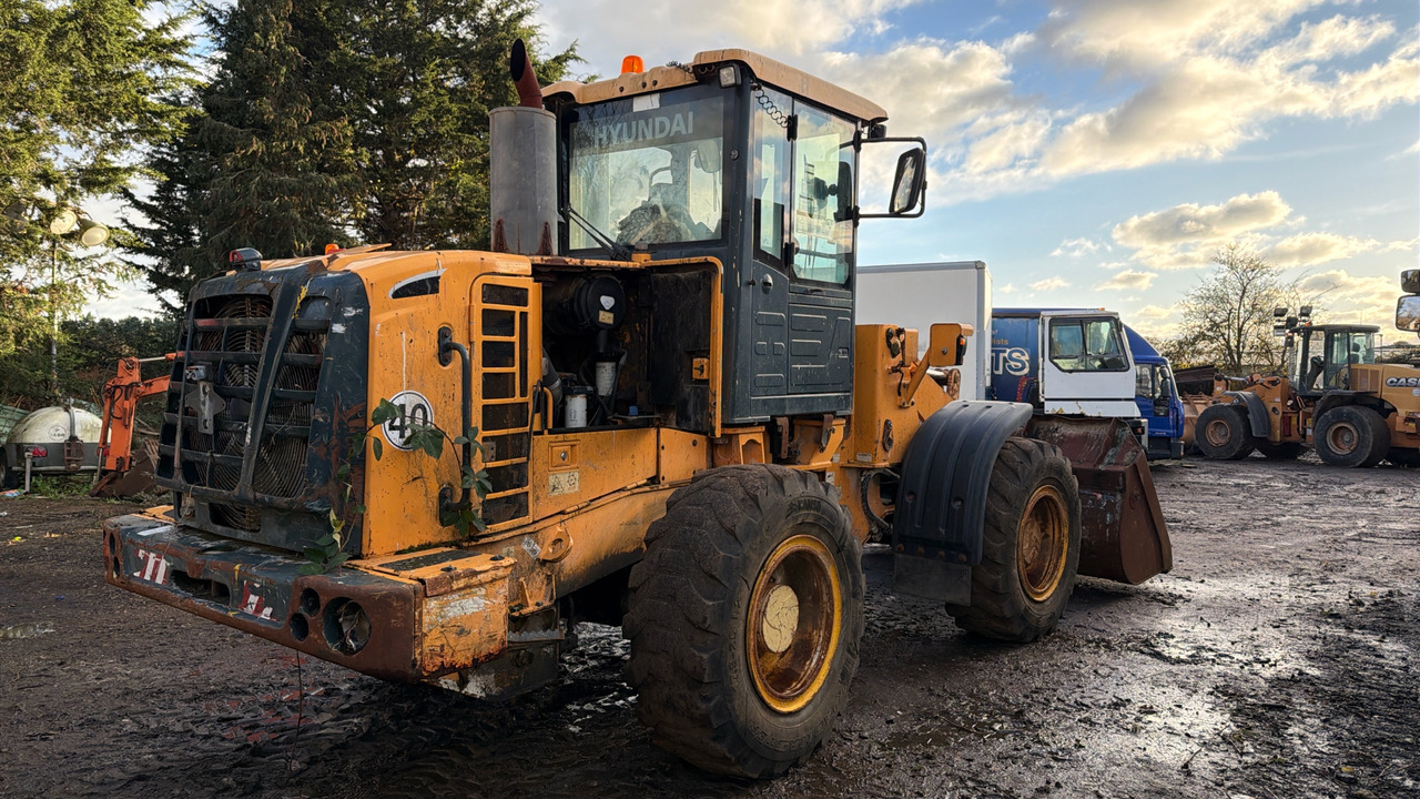 HYUNDAI HL73O-9 - Utovarivač točkaš: slika 3 HYUNDAI HL73O-9 - Utovarivač točkaš: slika 3