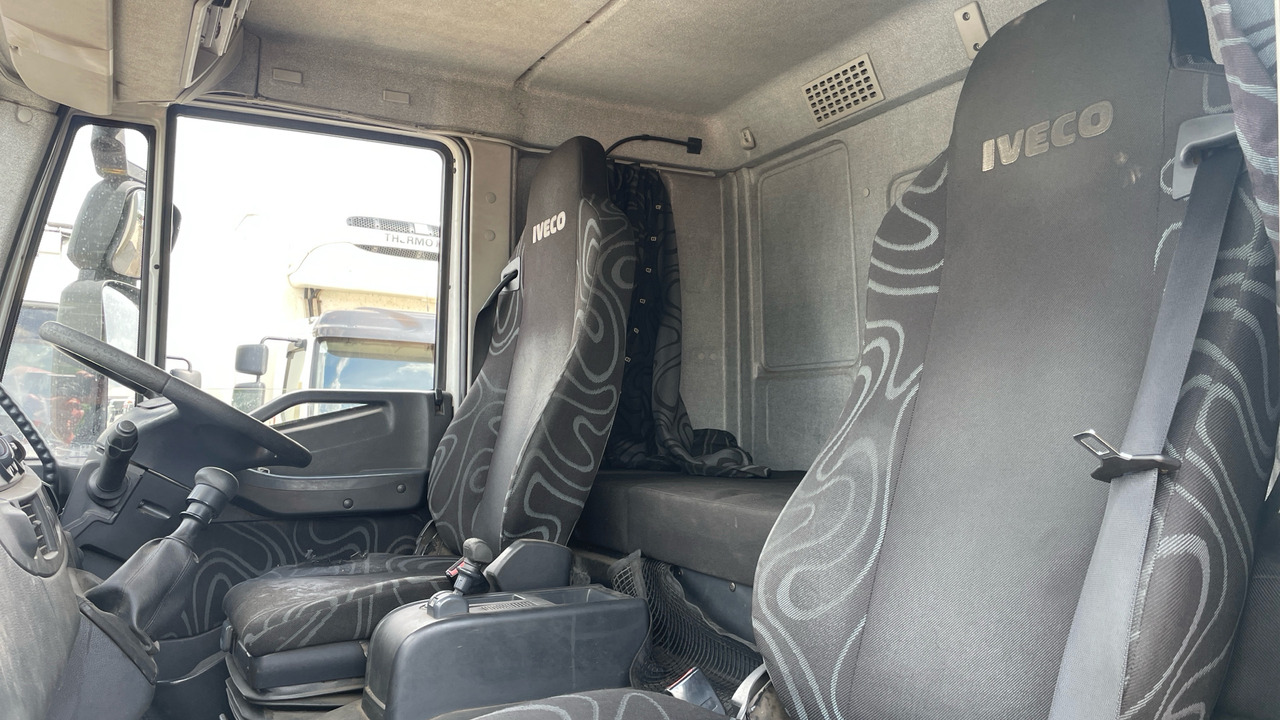 Kamion sa ceradom IVECO EUROCARGO 120E18: slika 14